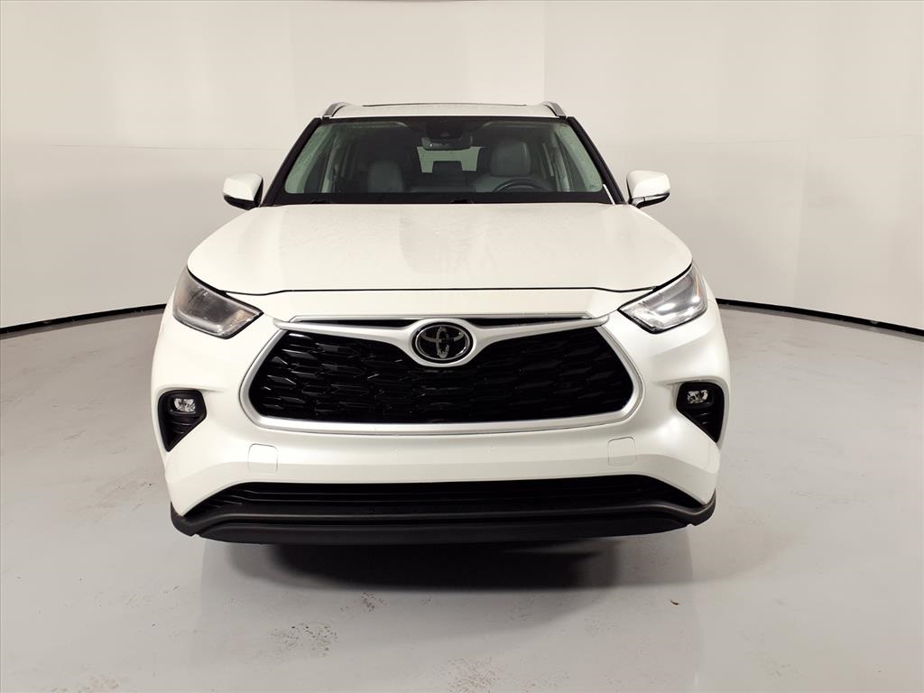 2021 Toyota Highlander XLE  at Don McGill Toyota