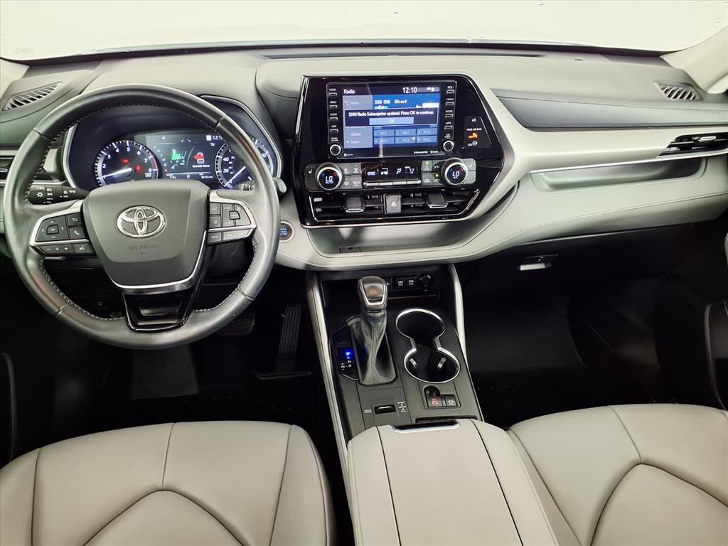 2021 Toyota Highlander XLE  at Don McGill Toyota