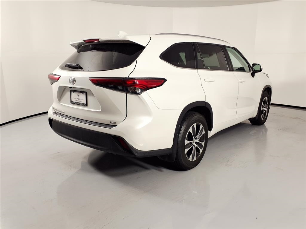 2021 Toyota Highlander XLE  at Don McGill Toyota