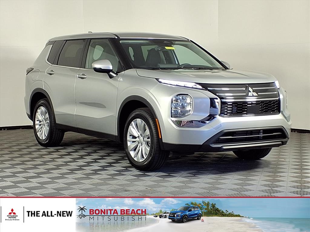 2026 Mitsubishi Outlander ES