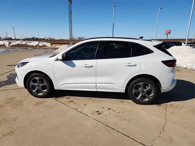 Used Car 2023 Ford Escape Hybrid  St-line Select For Sale Under $25,000 In Plainview, Texas