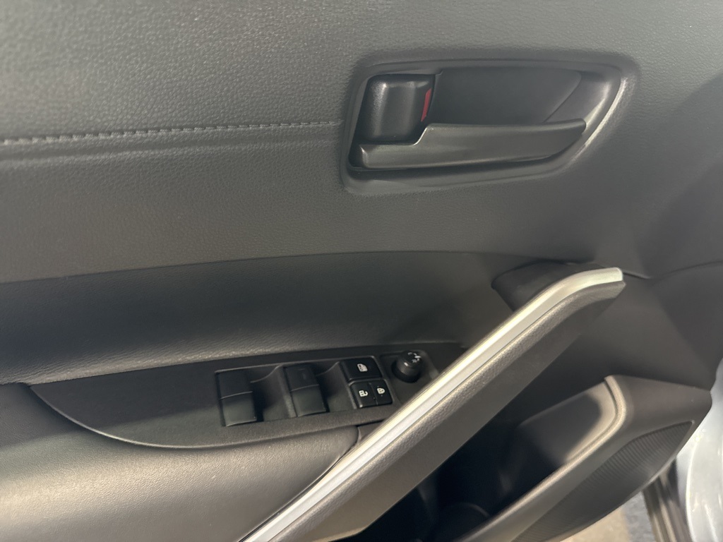 Thumbnail: 2024 Toyota Corolla Cross - 31