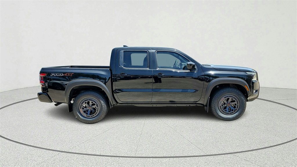 2025 Nissan Frontier