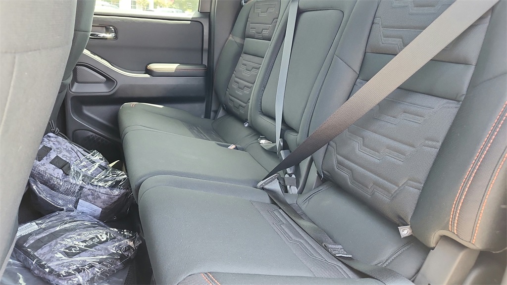 2025 Nissan Frontier