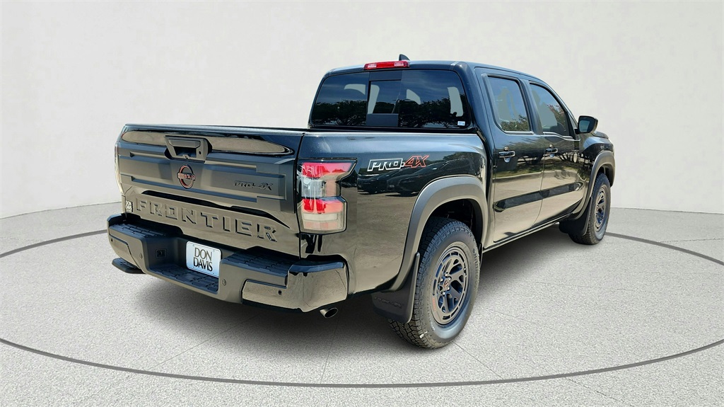 2025 Nissan Frontier