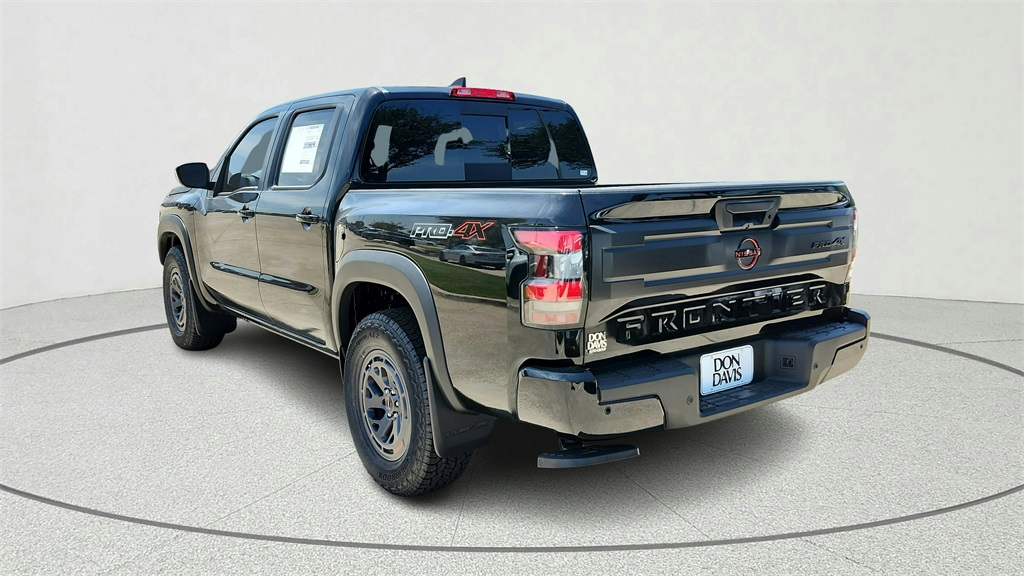 2025 Nissan Frontier