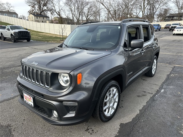 Used 2019 Jeep Renegade Latitude with VIN ZACNJABB1KPJ95690 for sale in Kansas City