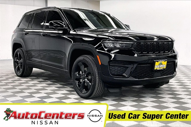 2023 Jeep Grand Cherokee Altitude 4WD