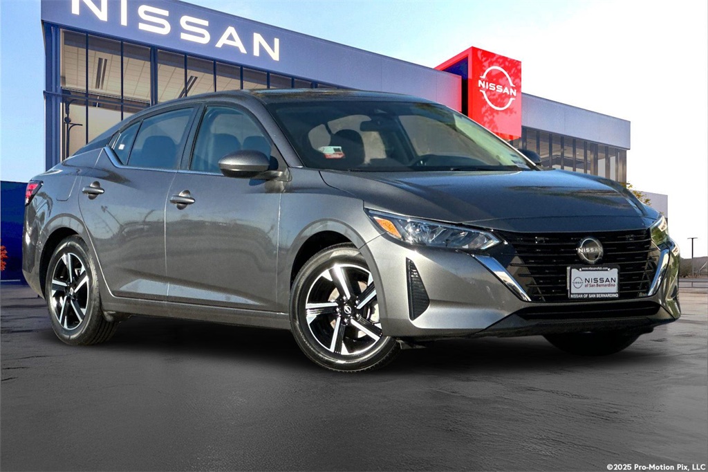 2024 Nissan Sentra SV's photo