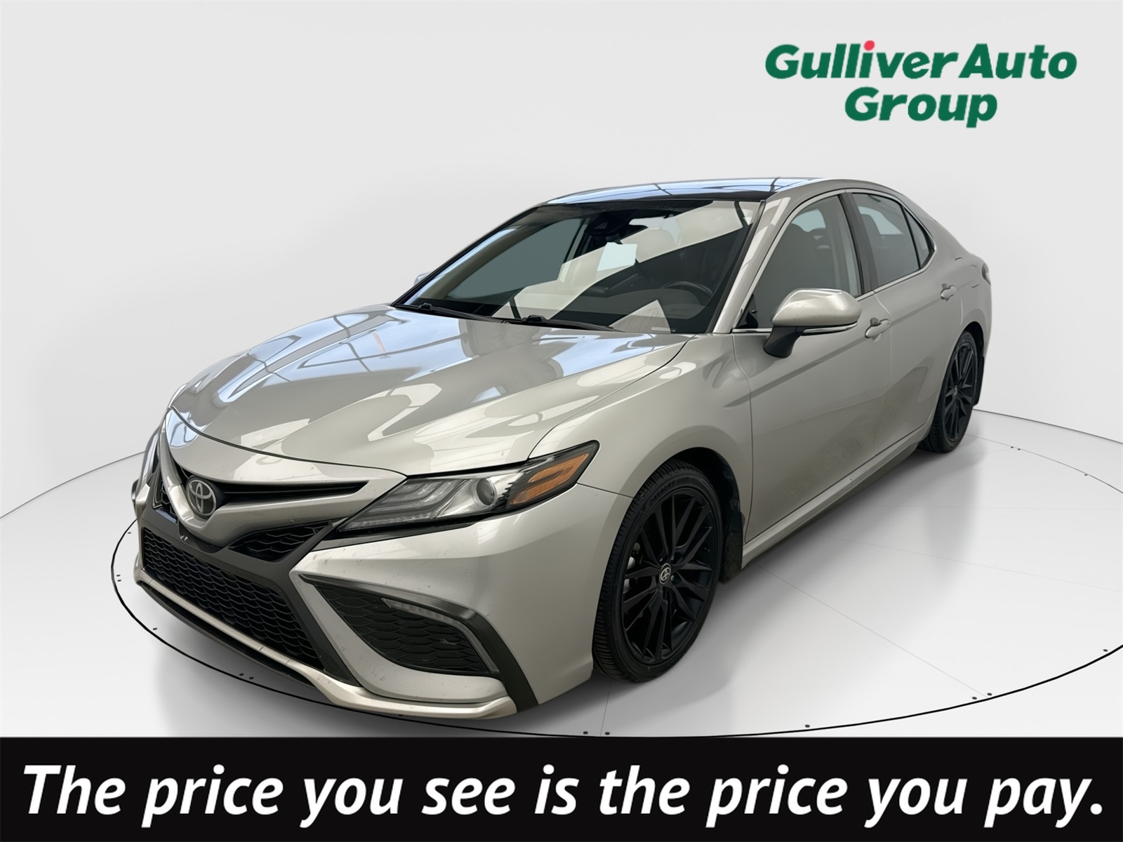 2023 Toyota Camry XSE's photo