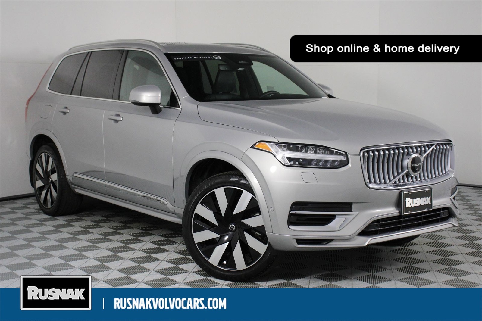 2023 Volvo XC90 Recharge T8 Ultimate Bright Theme 7-Passenger eAWD