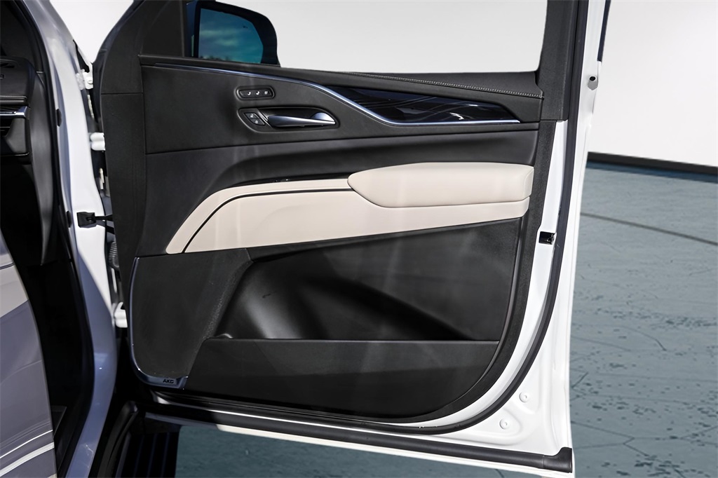 Used Car 2023 Cadillac Escalade  Sport For Sale Under $70,000 In Austin, Texas