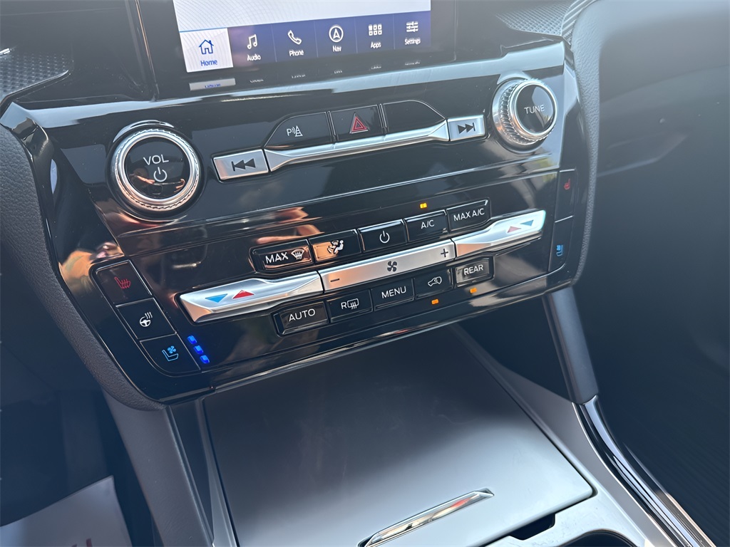 2024 Ford Explorer