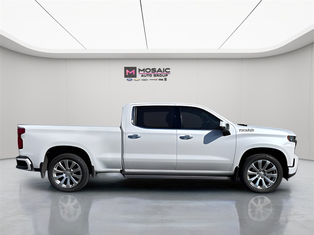 Used 2020 Chevrolet Silverado 1500 High Country with VIN 1GCUYHEL8LZ137361 for sale in Zumbrota, Minnesota