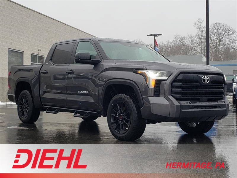 2025 Toyota Tundra SR5 CrewMax Cab 4WD