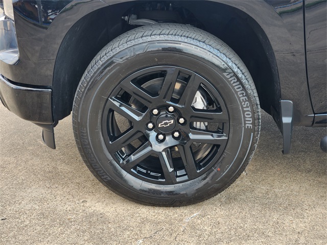 2023 Chevrolet Silverado 1500 Custom - 9