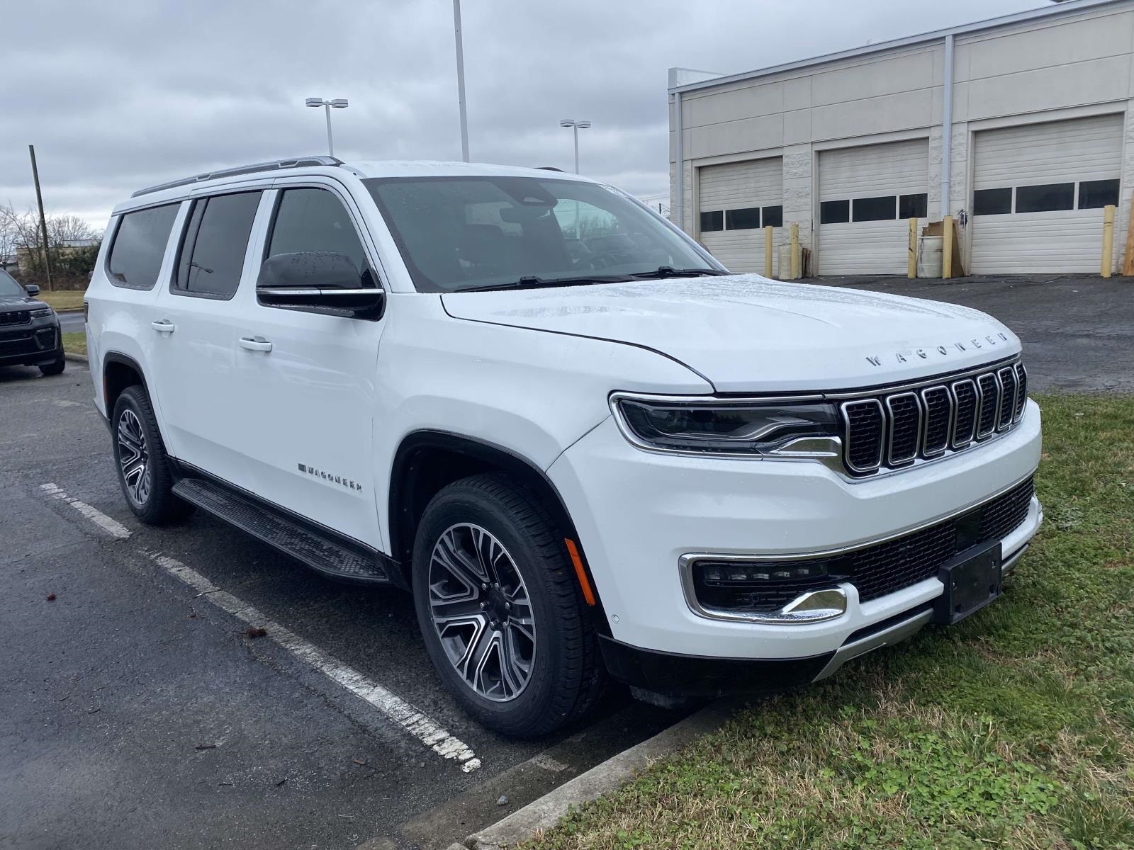 2022 Nissan Maxima SR FWD