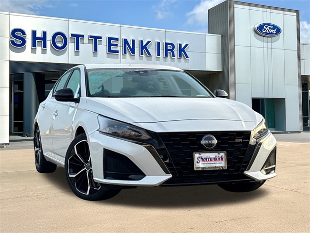 2024 Nissan Altima 2.5 SR FWD