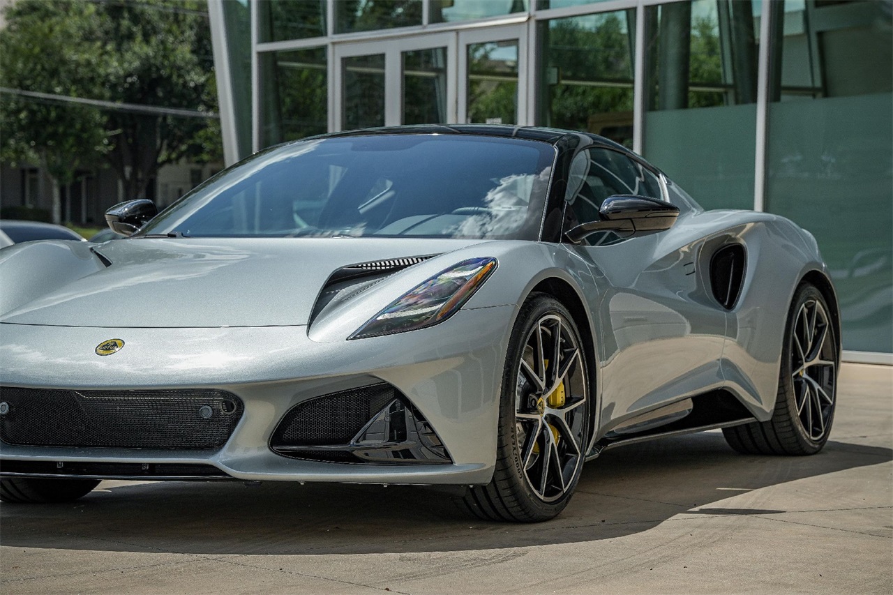 New Car 2025 Lotus Emira  For Sale Under $120,000 In Austin, Texas