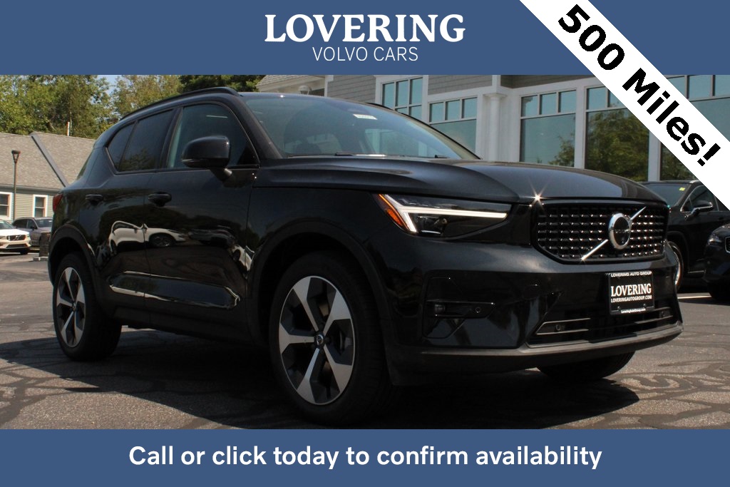 2026 Volvo XC40 B5 Plus AWD