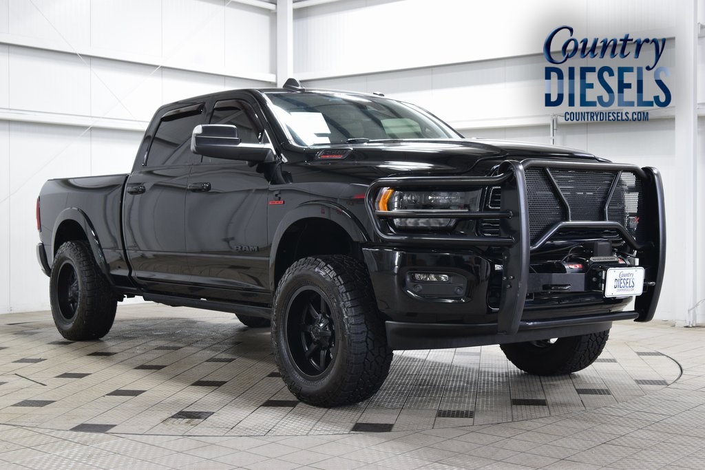 2022 RAM 2500 Limited Crew Cab 4WD