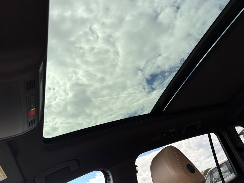 2022 Volkswagen Tiguan 2.0T SE  at Durrett Motor Company