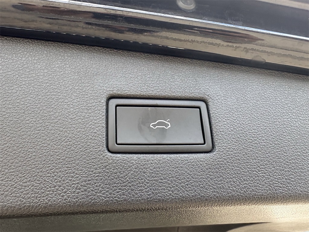 2022 Volkswagen Tiguan 2.0T SE  at Durrett Motor Company