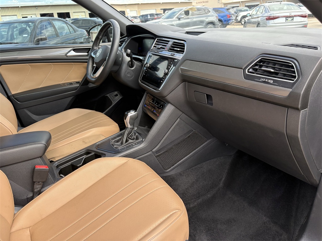 2022 Volkswagen Tiguan 2.0T SE  at Durrett Motor Company