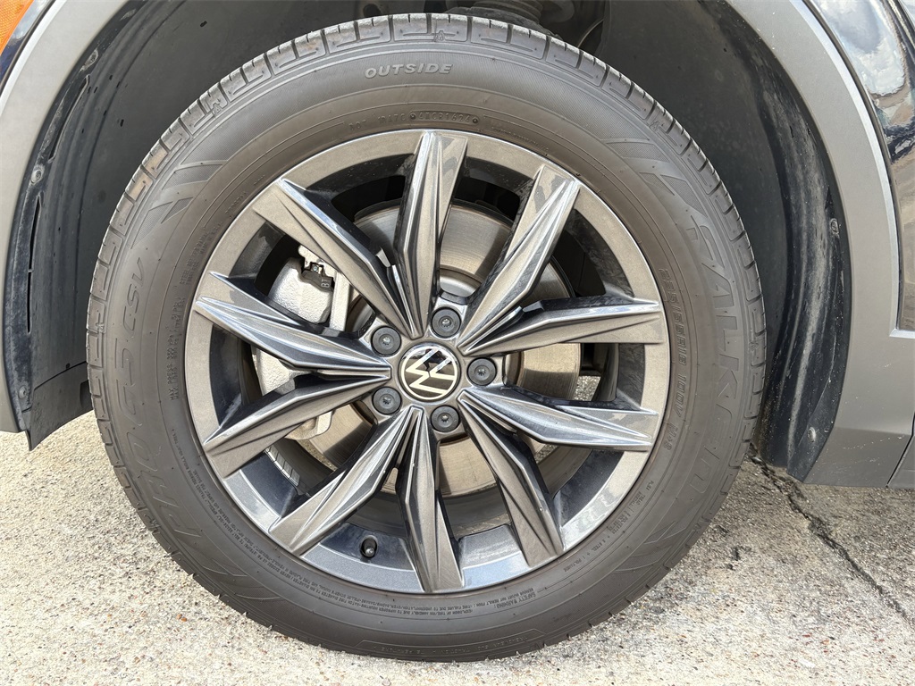 2022 Volkswagen Tiguan 2.0T SE  at Durrett Motor Company