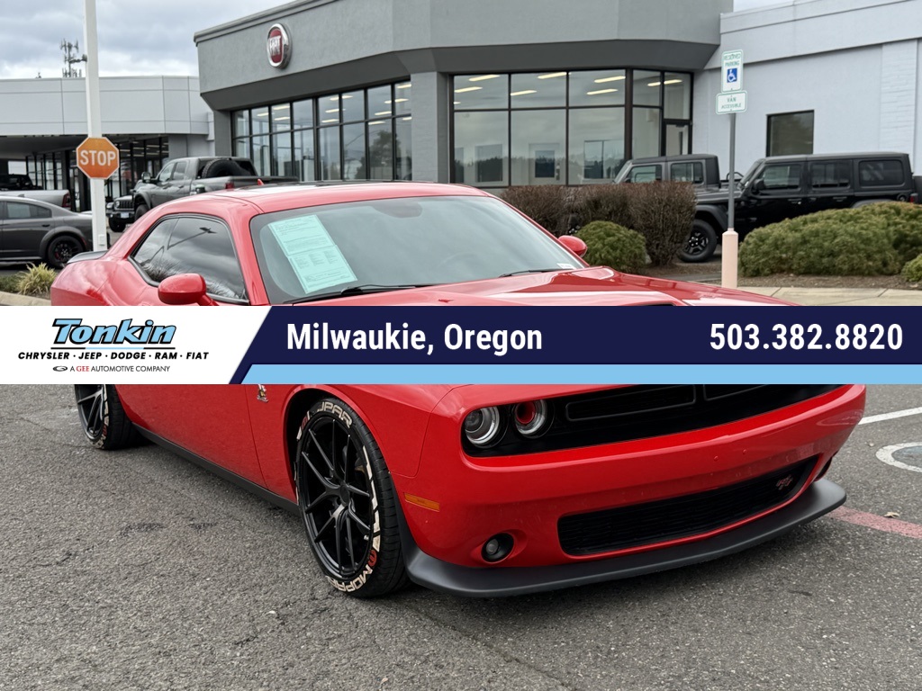 2016 Dodge Challenger R/T Scat Pack RWD