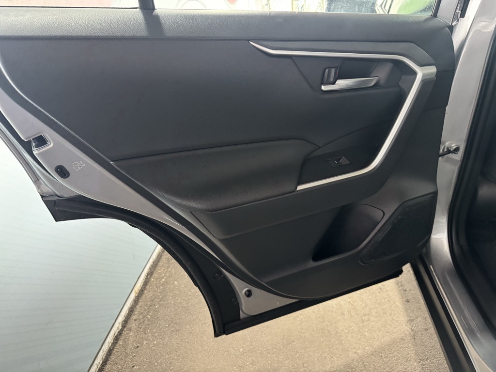 Thumbnail: 2025 Toyota RAV4 - 27