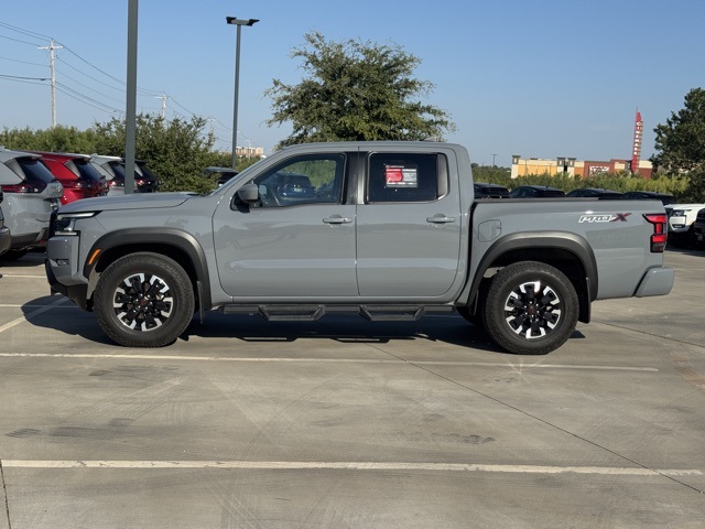 2022 Nissan Frontier PRO-X photo 9