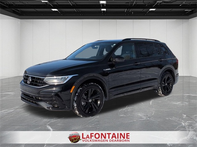 2024 Volkswagen Tiguan 2.0T SE R-Line Black