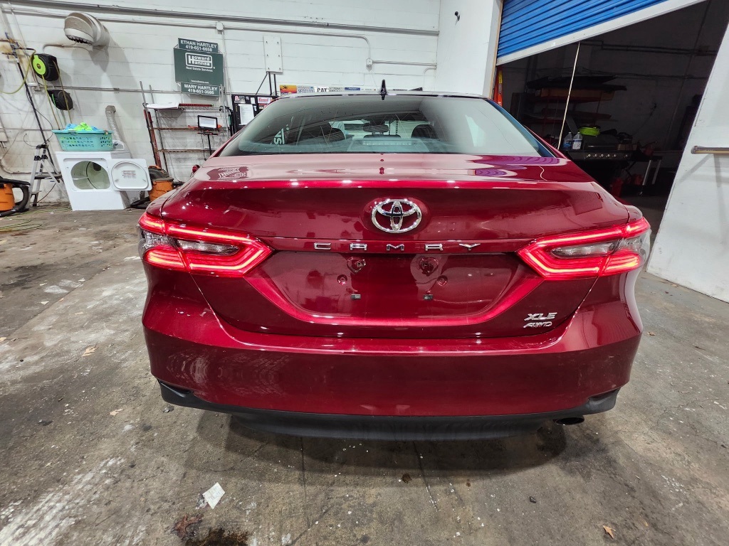 2022 Toyota Camry XLE photo 4