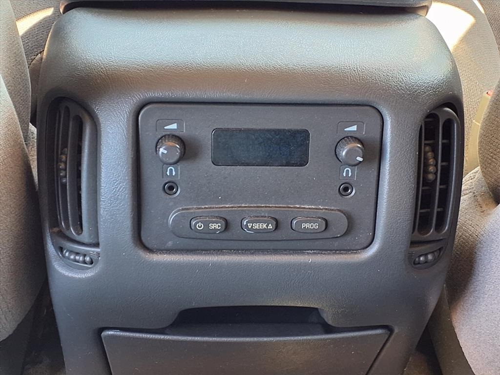 2004 GMC Sierra 1500 SLE Silver at Mac Haik CDJR North Houston