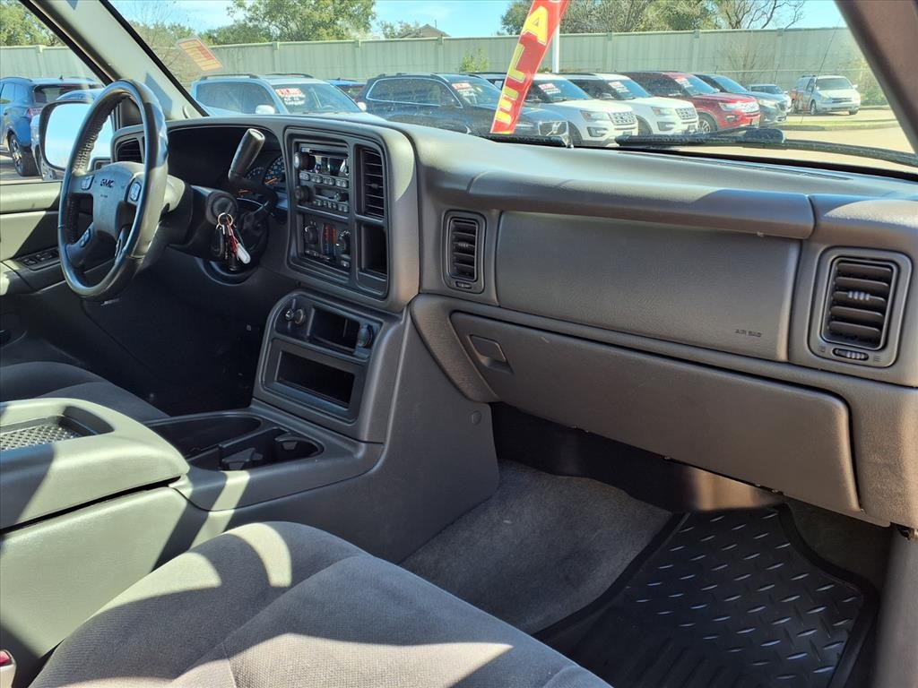 2004 GMC Sierra 1500 SLE Silver at Mac Haik CDJR North Houston