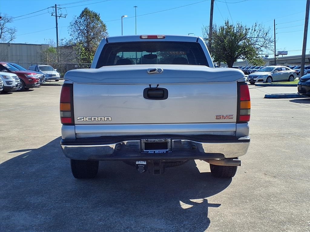 2004 GMC Sierra 1500 SLE Silver at Mac Haik CDJR North Houston