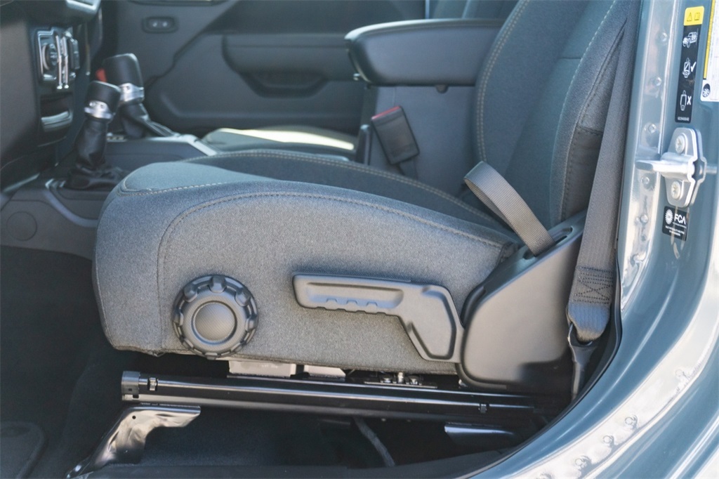 New Car 2025 Jeep Gladiator  Sport For Sale Under $40,000 In San Marcos, Texas