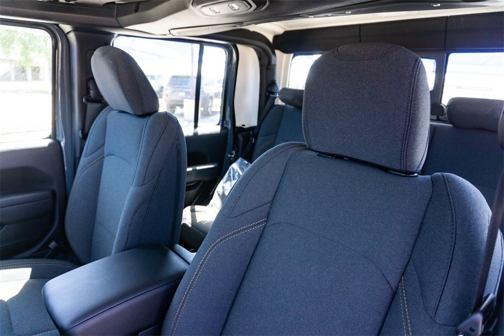 New Car 2025 Jeep Gladiator  Sport For Sale Under $40,000 In San Marcos, Texas