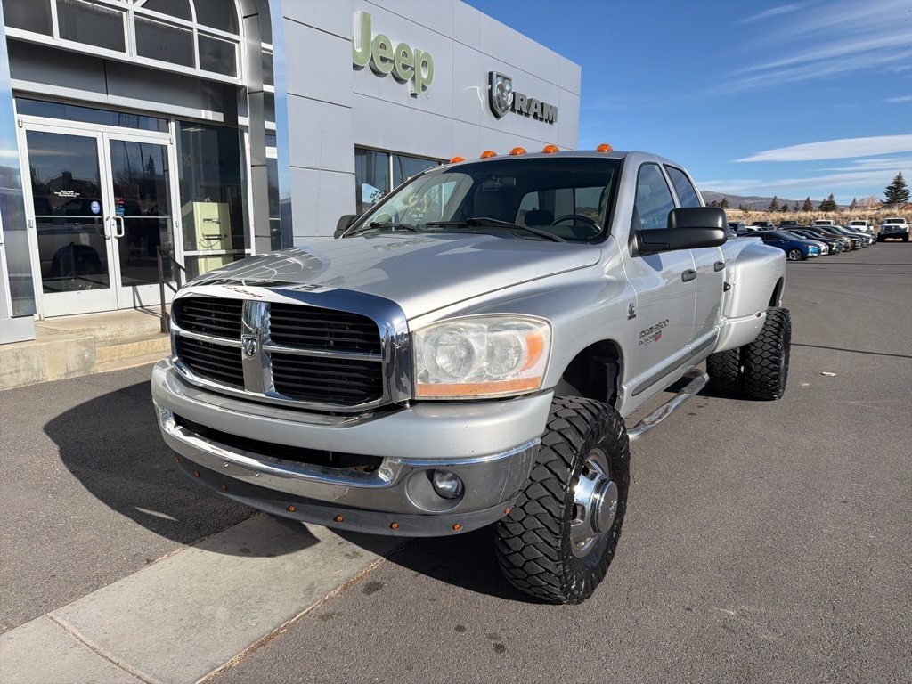 2006 Dodge RAM 3500 SLT Quad Cab LB DRW 4WD