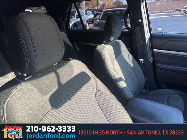 Used Car 2018 Ford Explorer  Xlt For Sale Under $20,000 In San Antonio, Texas