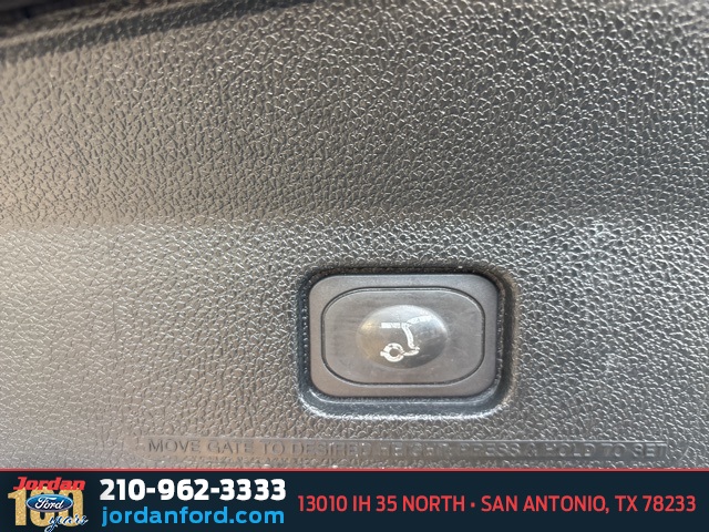 Used Car 2018 Ford Explorer  Xlt For Sale Under $20,000 In San Antonio, Texas