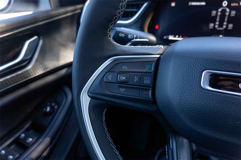 New Car 2025 Jeep Grand Cherokee L  Laredo For Sale Under $35,000 In San Marcos, Texas