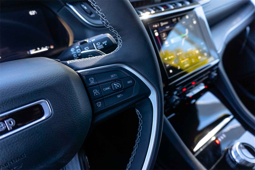 New Car 2025 Jeep Grand Cherokee L  Laredo For Sale Under $35,000 In San Marcos, Texas