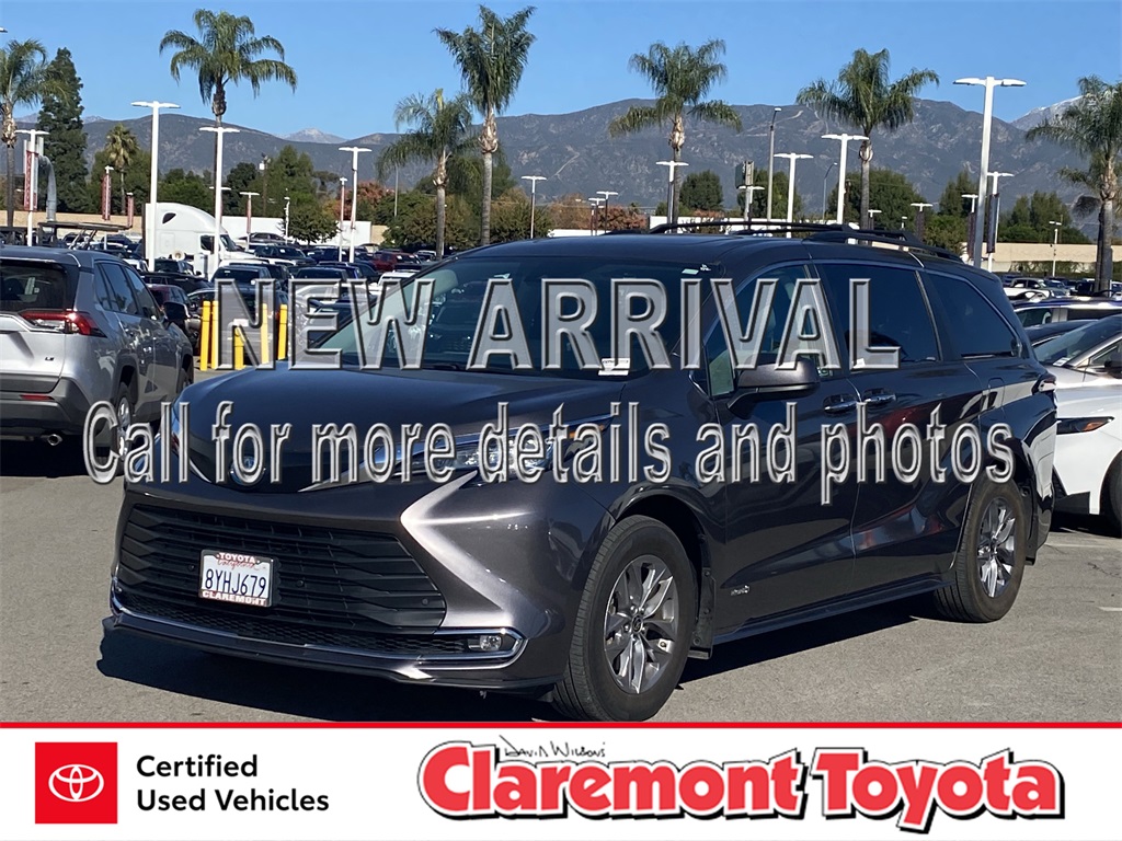 2021 Toyota Sienna XLE 7-Passenger FWD