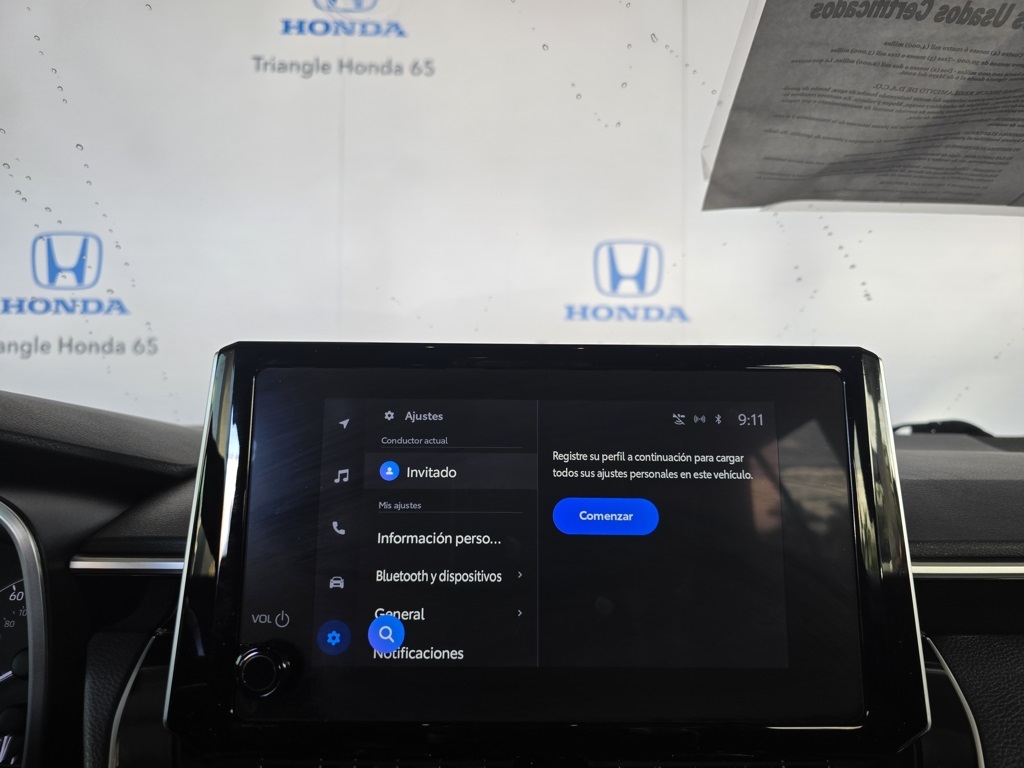 Thumbnail: 2023 Toyota Corolla - 31