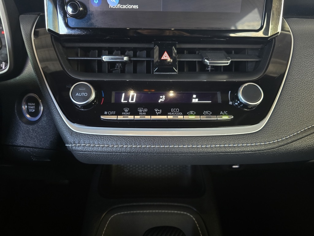 Thumbnail: 2023 Toyota Corolla - 32