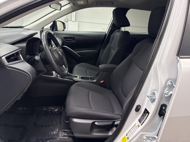 2023 Toyota Corolla Cross LE photo 7