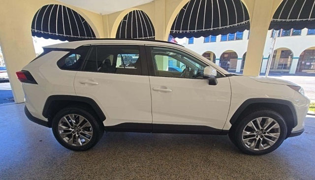 2019 Toyota RAV4 XLE Premium FWD