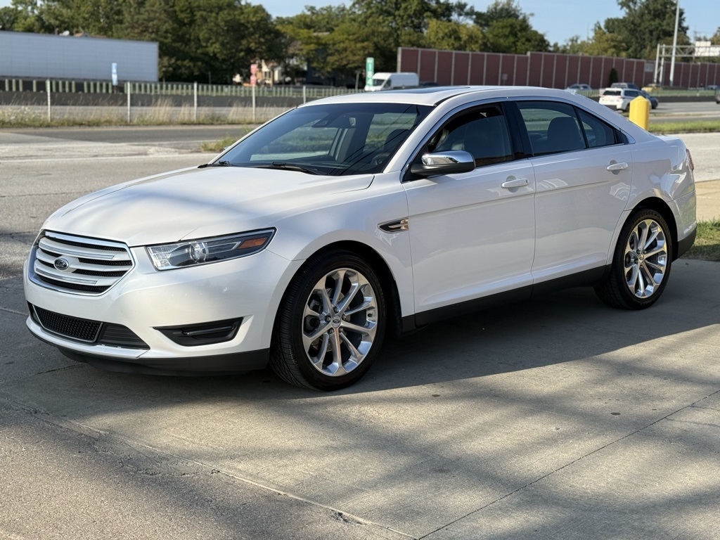 2018 Ford Taurus Limited